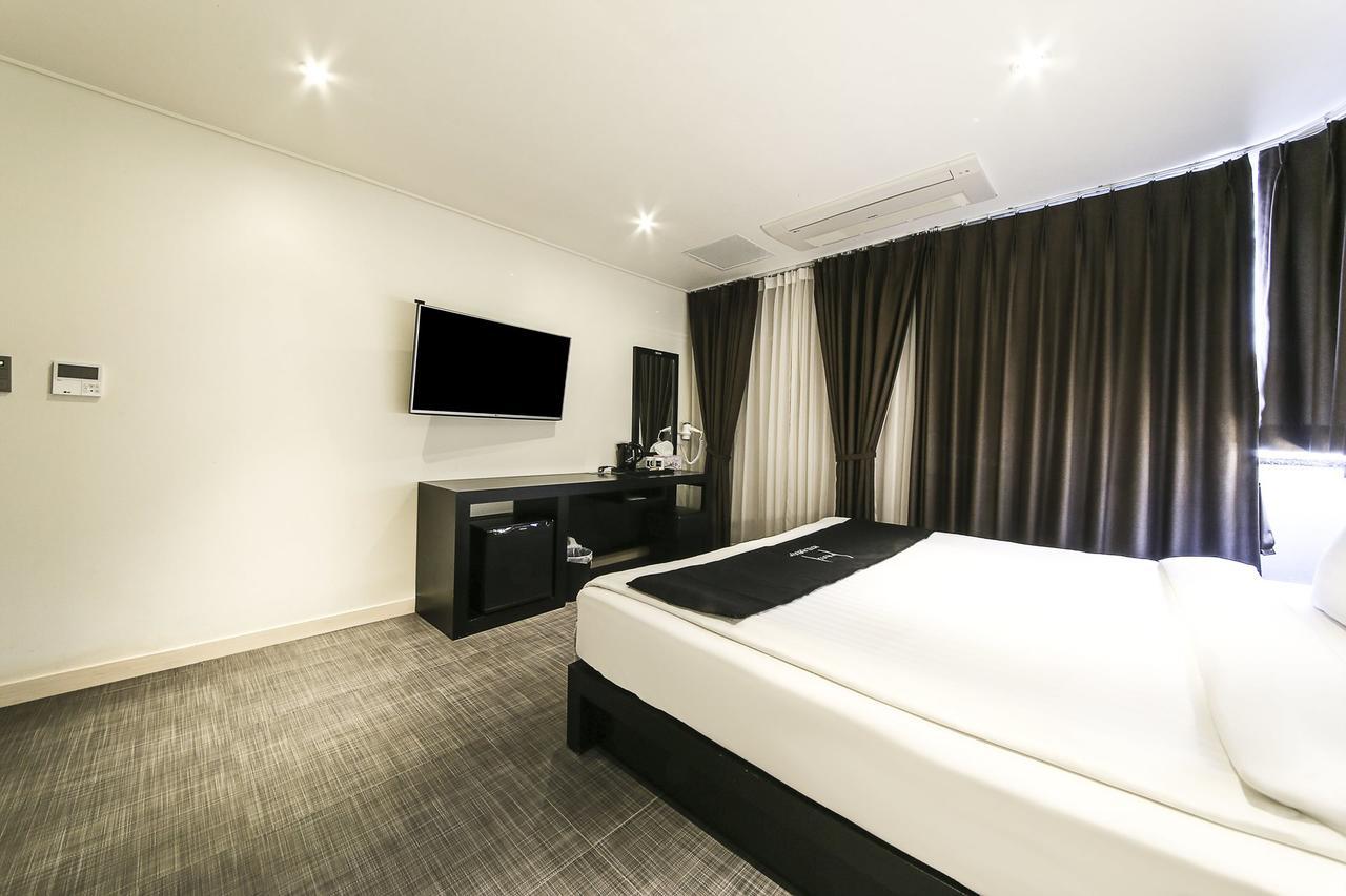 Publico Hotel Seogwipo Dış mekan fotoğraf